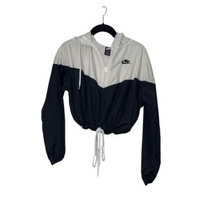 Nike Cropped Windbreaker Womens Medium White Black Nylon Half Zip Jacket